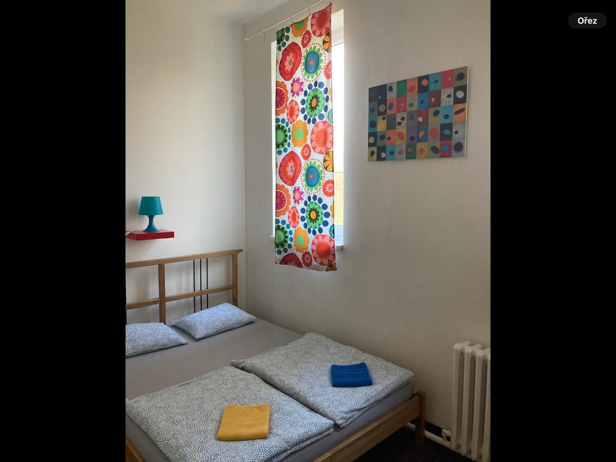 Hostel Praha Ladvi Bagian luar foto